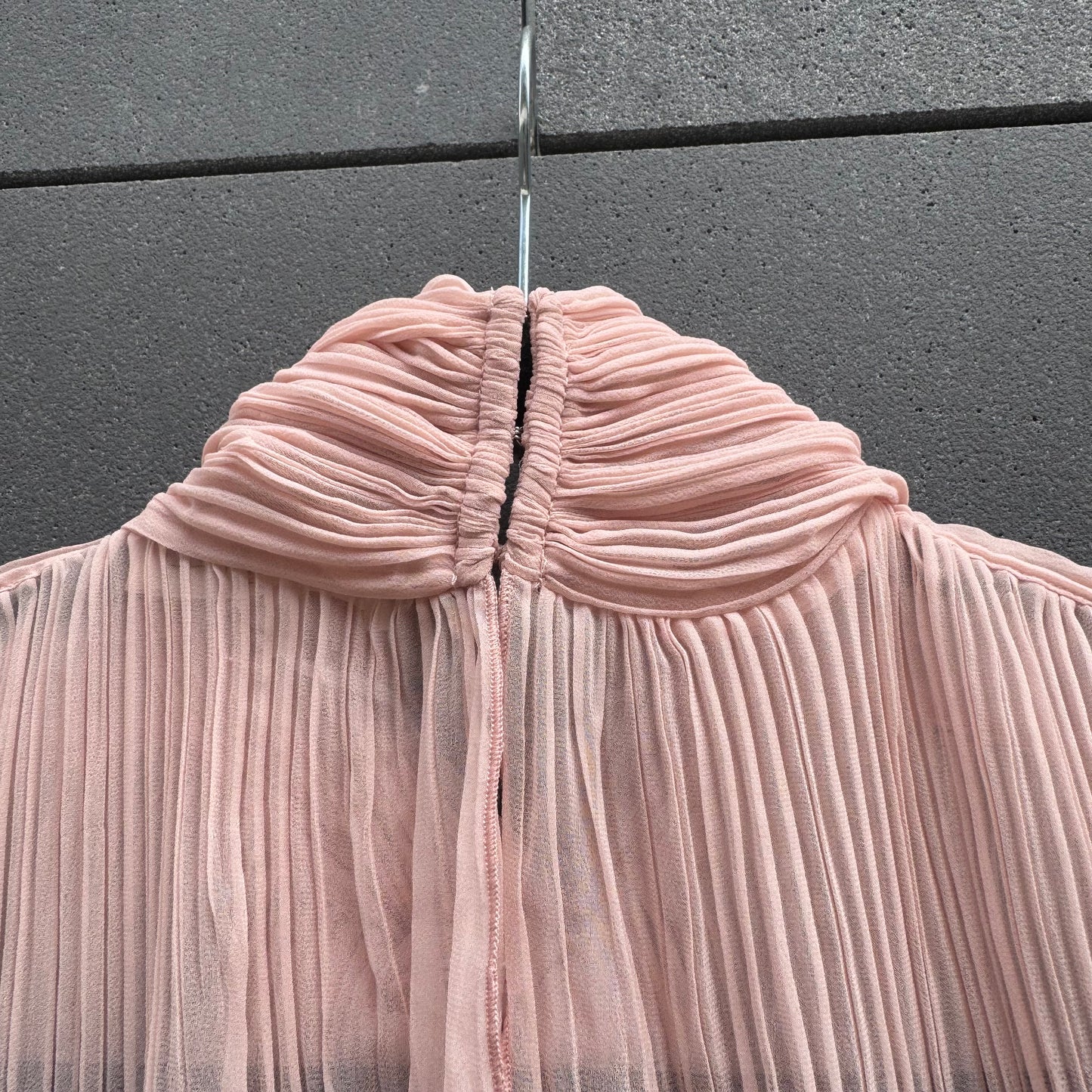THE KNOT BLOUSE IN LIGHT PINK