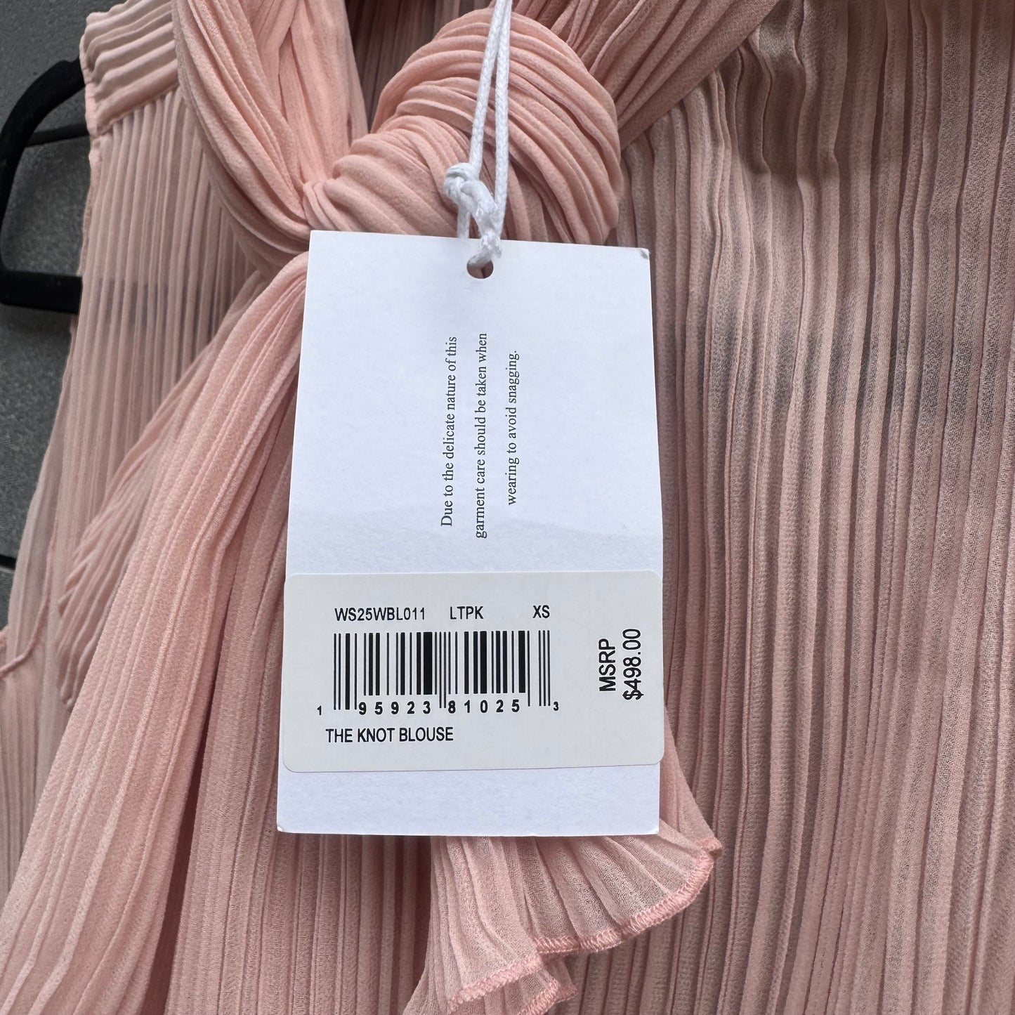 THE KNOT BLOUSE IN LIGHT PINK