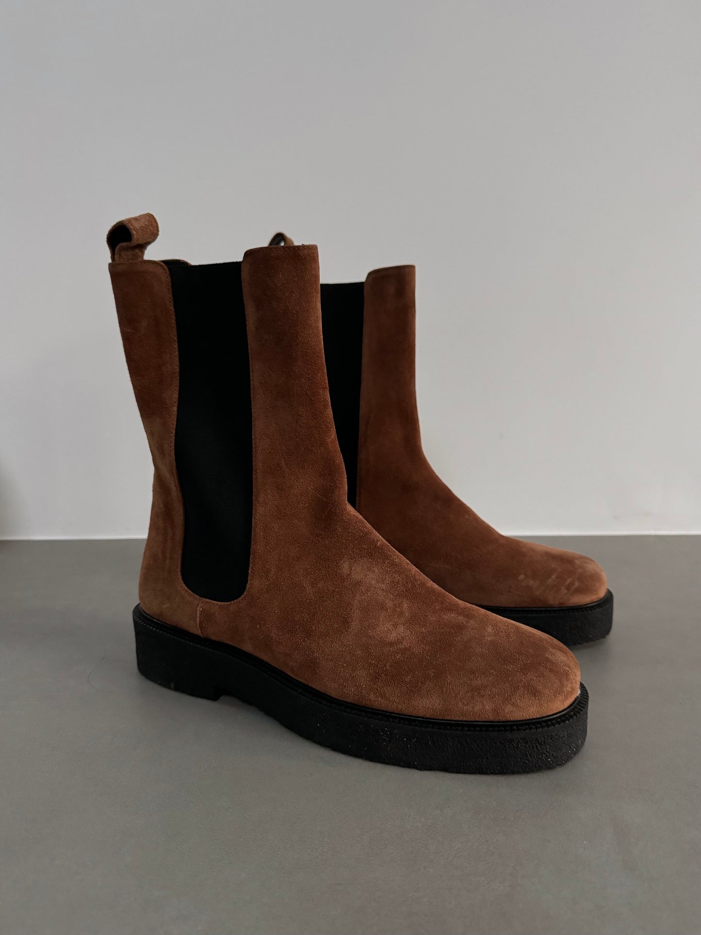 Palamino Suede Chelsea Boots